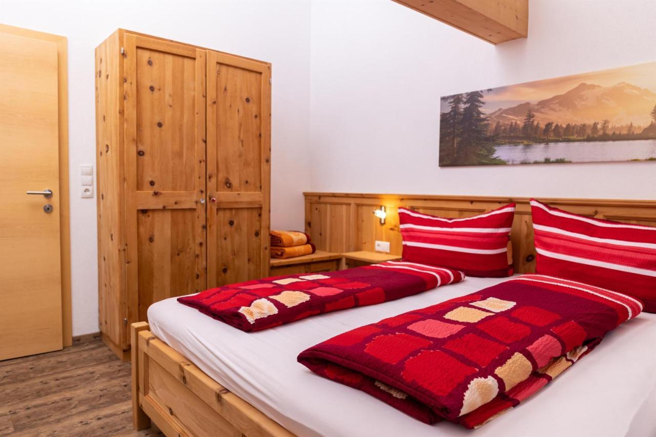Ferienwohnungen Hinterstein Hart im Zillertal Bagian luar foto