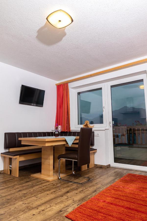 Ferienwohnungen Hinterstein Hart im Zillertal Bagian luar foto